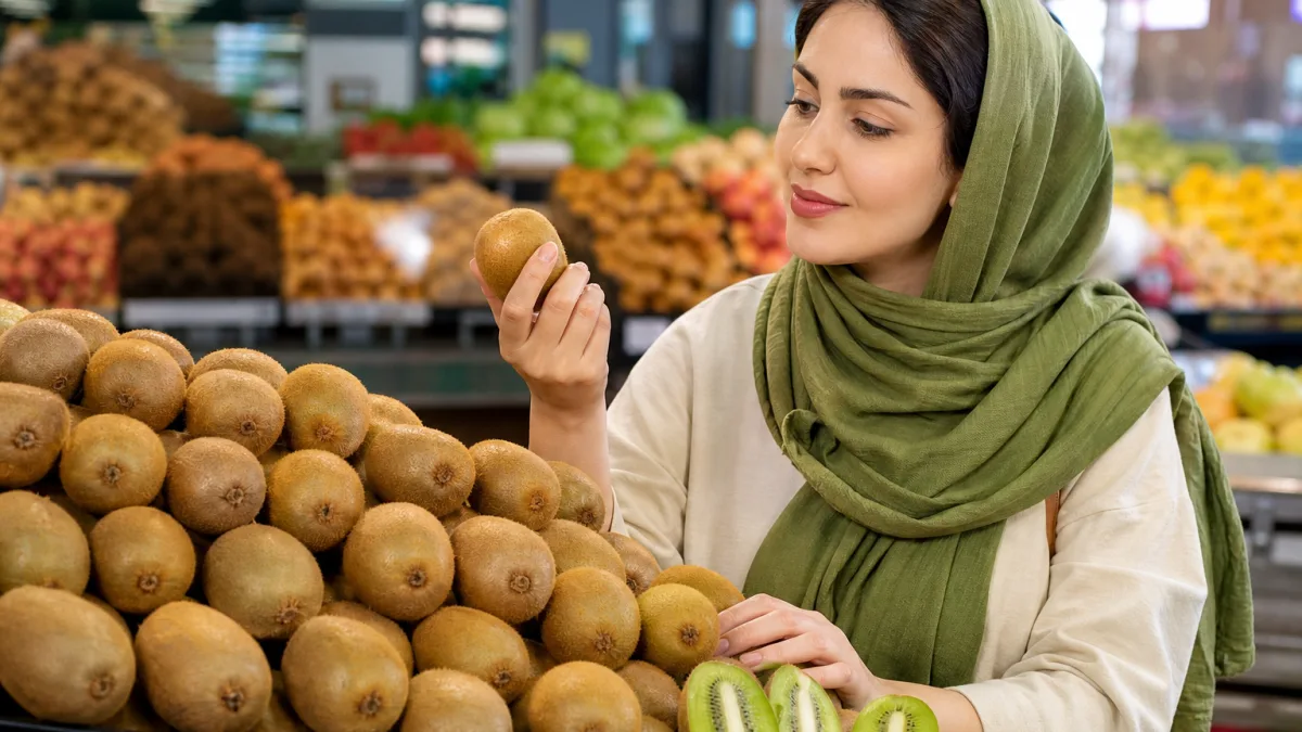 قیمت روز میوه کیوی با ظاهر یکدست